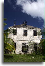 Deveaux Mansion::Ruins on Cat Island, Bahamas::