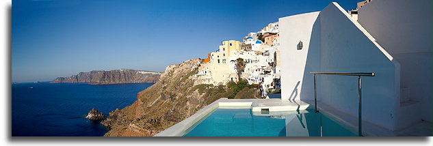 Pool with Caldera View::Oia, Santorini, Greece::