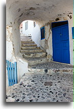 Passage::Oia, Santorini, Greece::