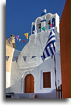 Wejście do kościoła::Oia, Santorini, Grecja::