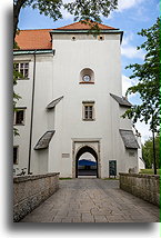 Wieża bramna::Zamek w Szydłowcu, Polska::