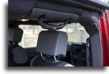 Grab Handle::Backback handle is converted into rear seat grab handle::