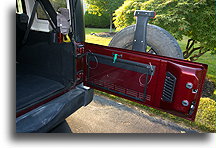 Tailgate Tray Table