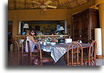 Śniadanie w hotelu Pan de Miel::Mazunte, Oaxaca, Mexico::
