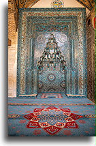 Zdobiony mihrab::Meczet Esrefoglu, Turcja::