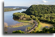 Upper Mississippi River::Effigy Mounds, Iowa, USA::