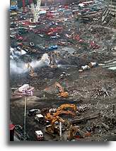 Ground Zero #76::Ground Zero<br /> listopad 2001::