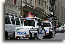 Ochrona Policji::Park51, Nowy Jork Stany Zjedoczone<br /> sierpień 2010::