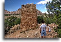 Ruiny indiańskiej budowli #1::Beef Basin, Utah, USA::