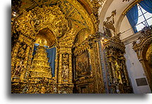 Golden Altar in Carmelite Convent::Porto, Portugal::